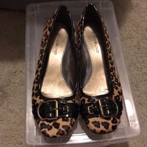 Bandolino women’s leopard print flats!